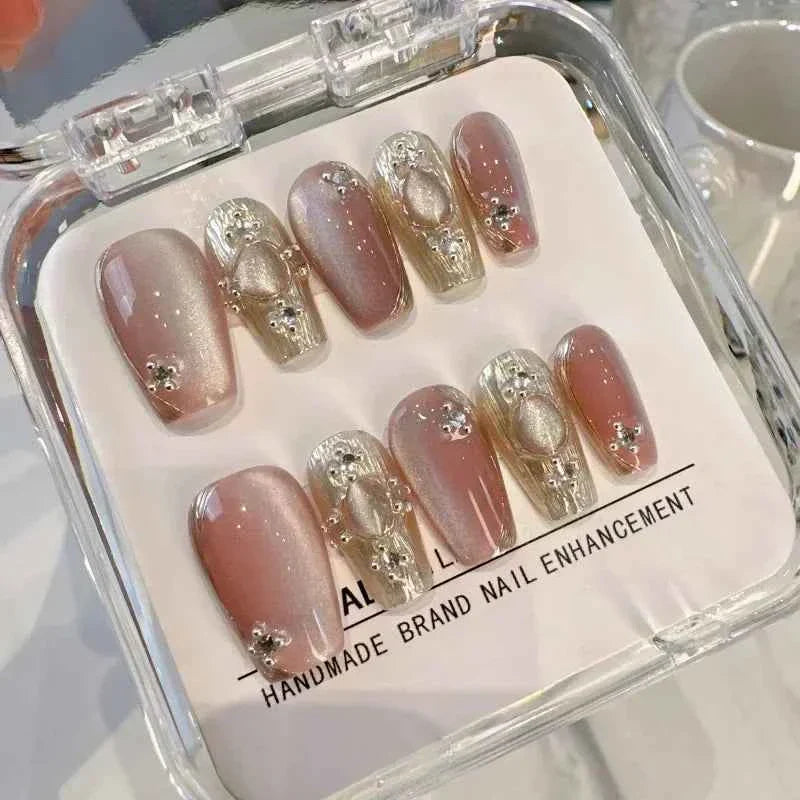 Cat Eye collection